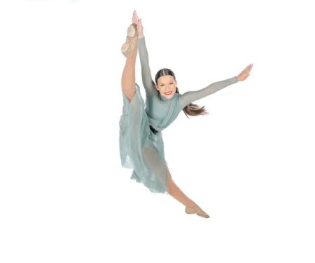 BROADWAY ARTS STUDIO Dance, Musical Theatre, Acting, and Voice Conservatory