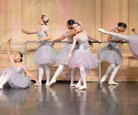Dance Studio 84