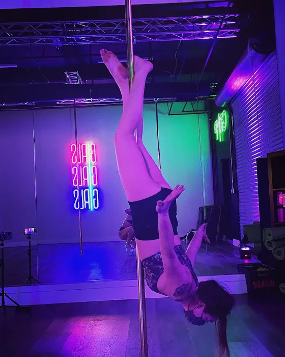 Rock N Pole Studio Picture 2