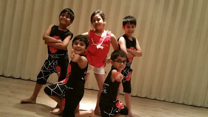 Master Sharron's Indian Bollywood Dance classes for Boys & Girls Picture 5