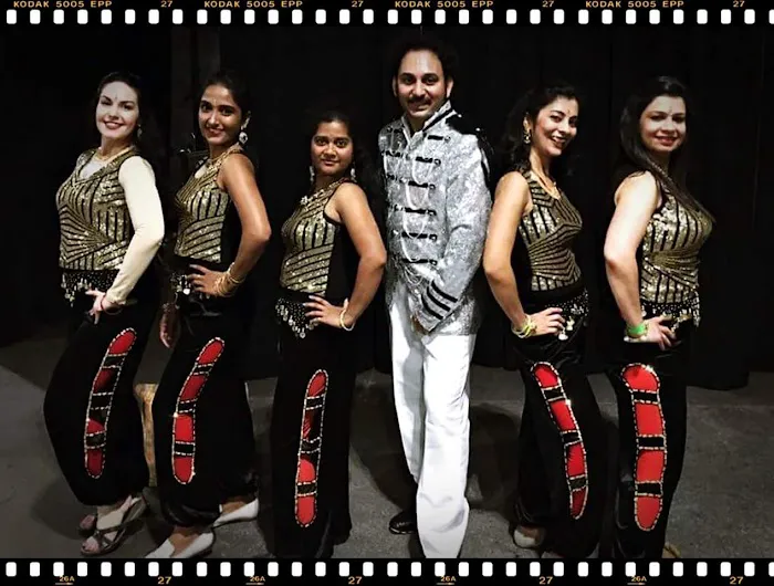 Master Sharron's Indian Bollywood Dance classes for Boys & Girls Picture 2