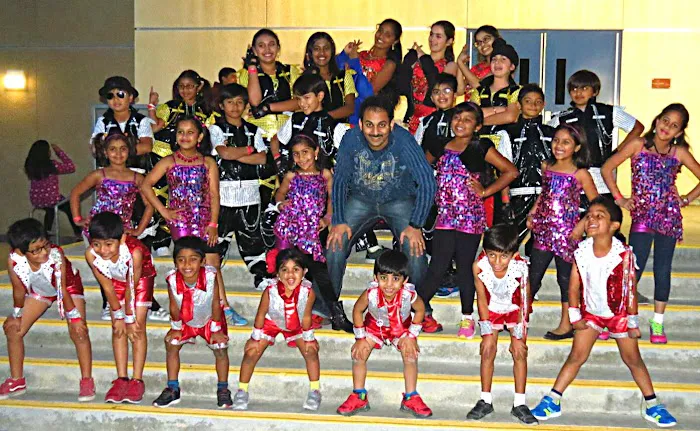 Master Sharron's Indian Bollywood Dance classes for Boys & Girls Picture 8