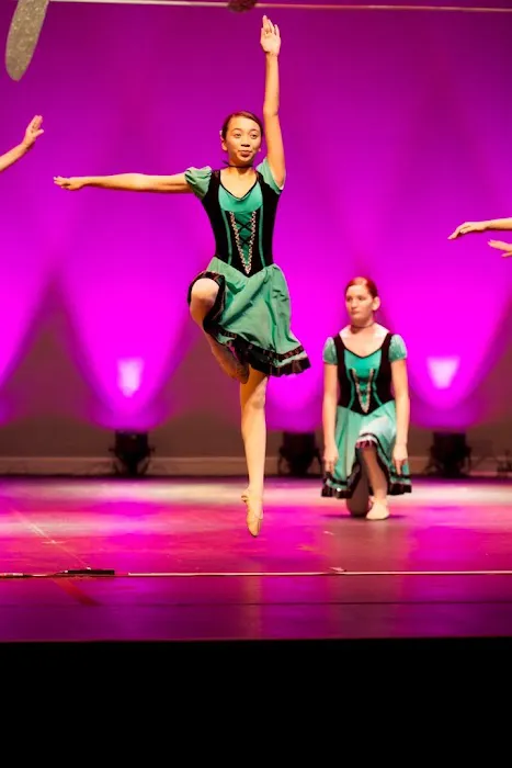 The Looking Glass Studio Of Performing Arts Picture 2