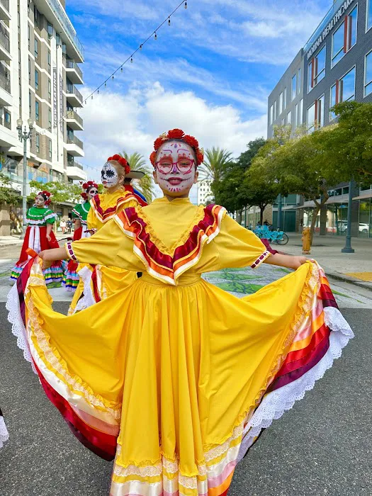 Alebrijes Ballet Folklórico Picture 3