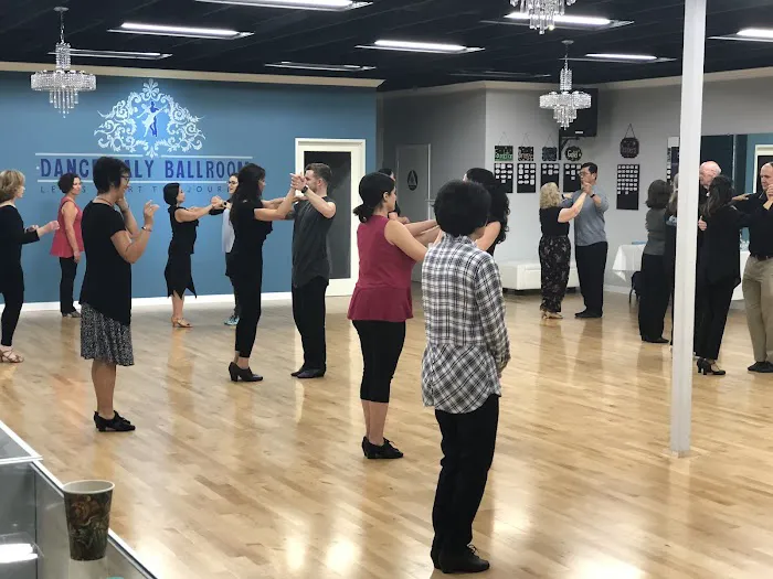 Dance Daly Ballroom Picture 1