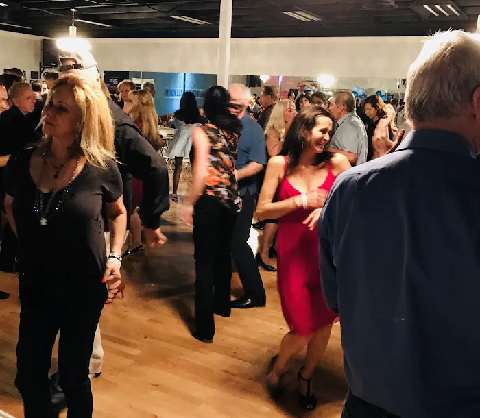 Dance Daly Ballroom Picture 8