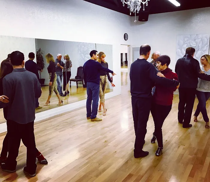 Tango Lessons in OC by Q Method Picture 4