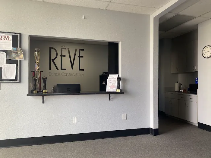 RÉVE Dance Conservatory Picture 9