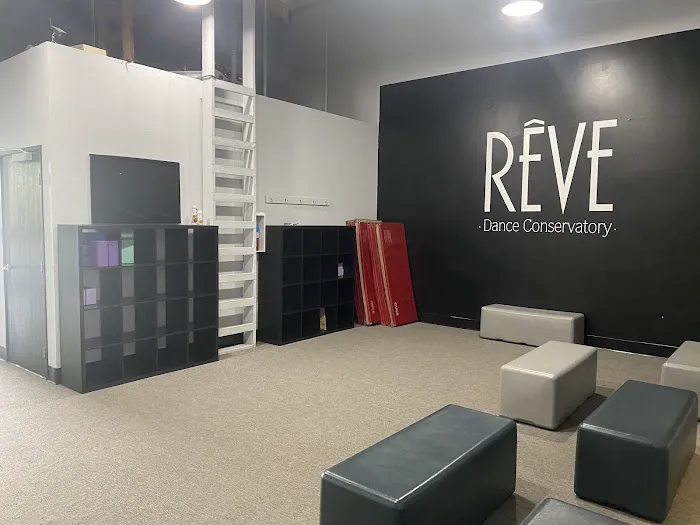 RÉVE Dance Conservatory Picture 7