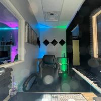 Born to Perform Studio ico