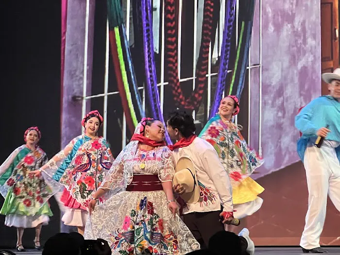 Folklorico Dance Studio Bailes de Mi Tierra Picture 10