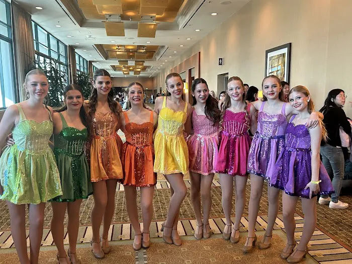 The Center Stage Studio Picture 6