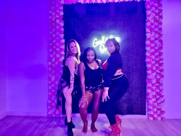 Kingdom Dancerz Picture 2