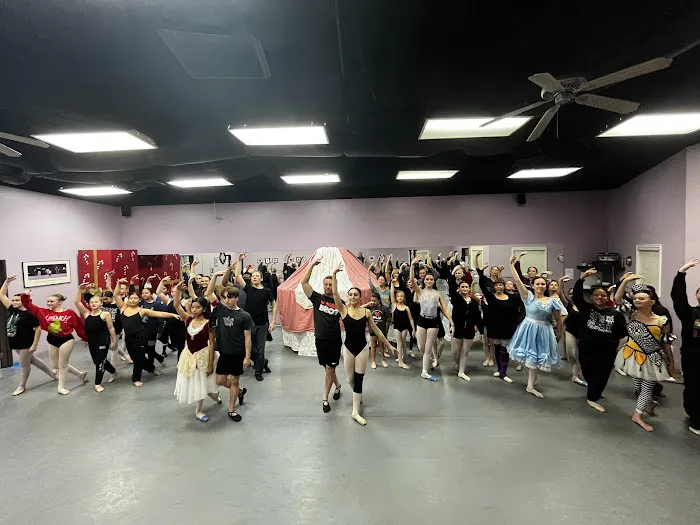 Starlight Dance Center Picture 2