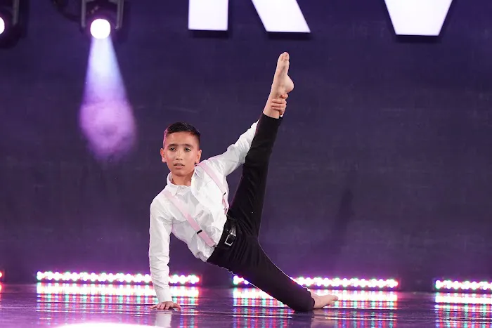 Dance Dimensions Picture 5