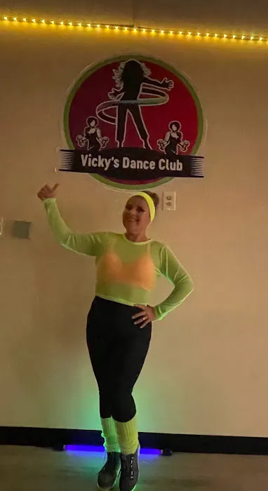 Vicky's Dance Club Picture 4
