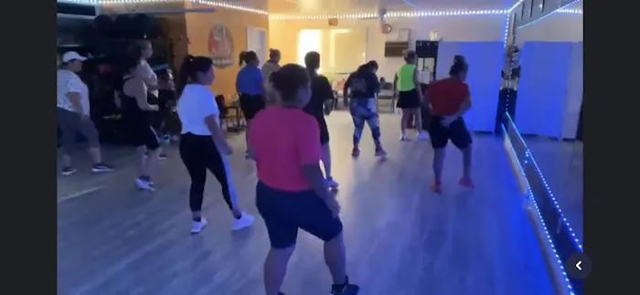 Vicky's Dance Club Picture 10