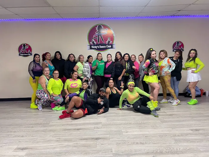 Vicky's Dance Club Picture 8