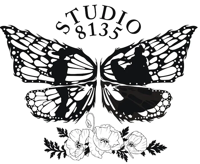 Studio 8135 Picture 3