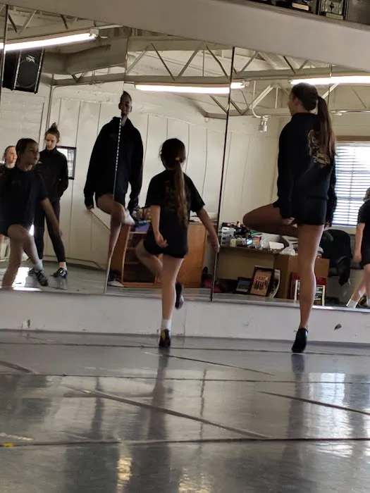 Claddagh Dance Company - Ventura Dance Lessons & Classes Picture 7