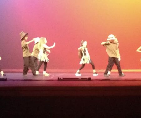 AV Dance Studio 81