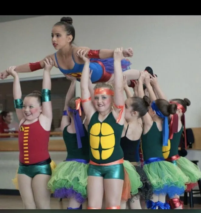 AV Dance Studio 81 Picture 5