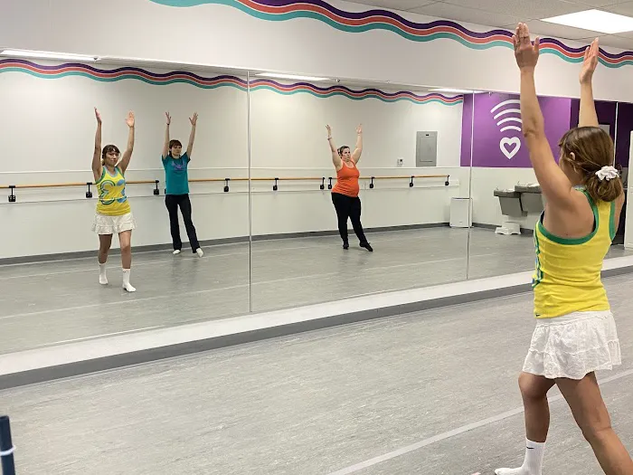 DANCE LA Picture 5