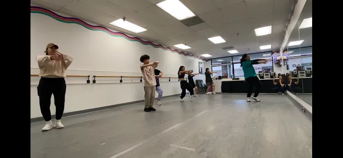 DANCE LA Picture 7