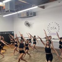 Dancer's Turnout Academy-Dance ico