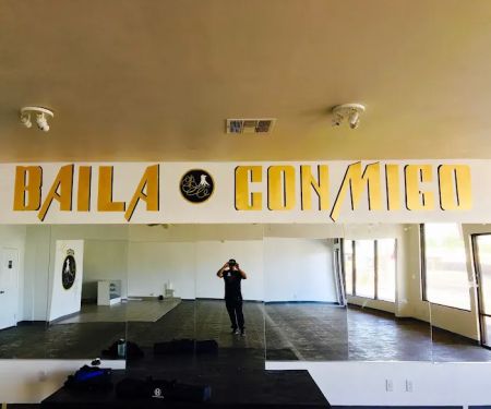 BAILA CONMIGO DANCE CHOREOGRAPHY
