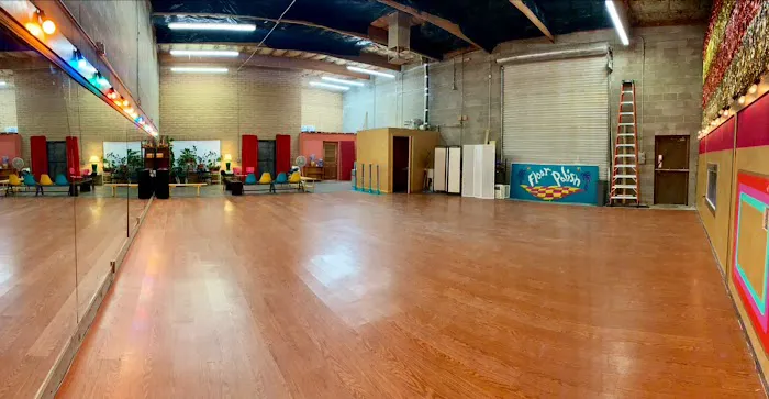 Floor Polish Dance Studio Picture 3