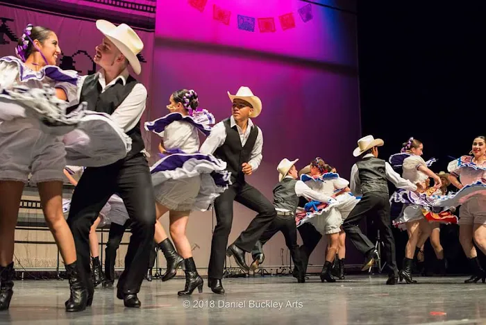 Ballet Folklorico Tapatio Picture 5