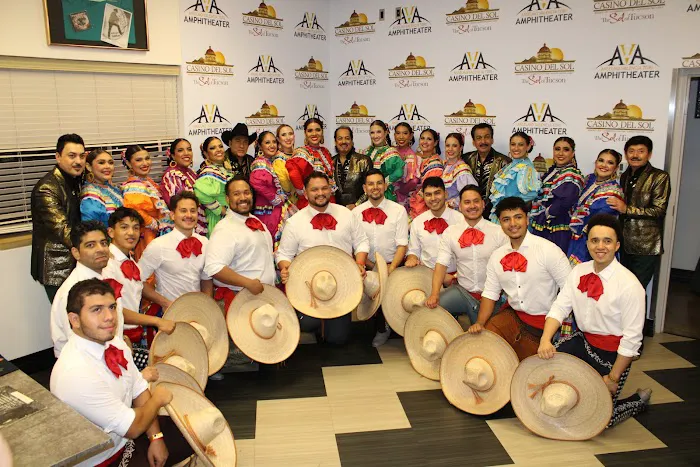 Ballet Folklorico Tapatio Picture 10