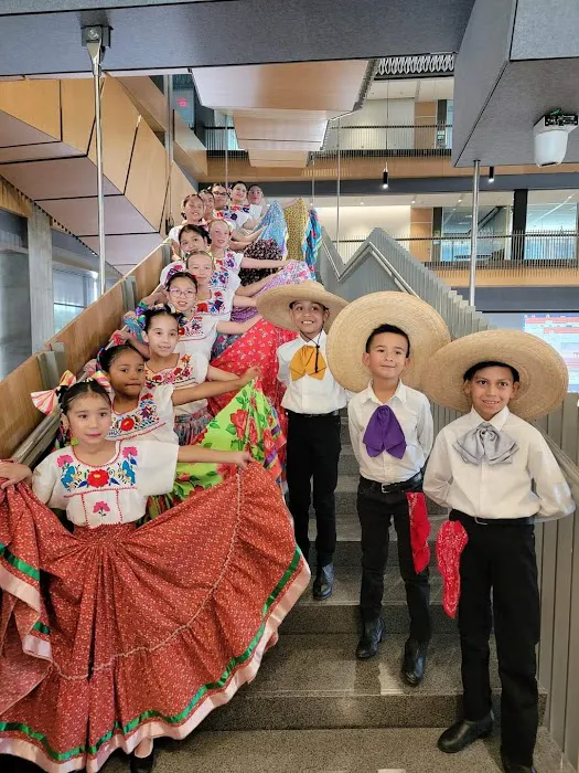 Ballet Folklorico Tapatio Picture 9