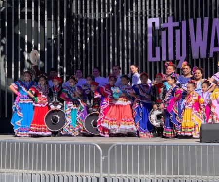 Ballet Folklorico Los Mextucaz