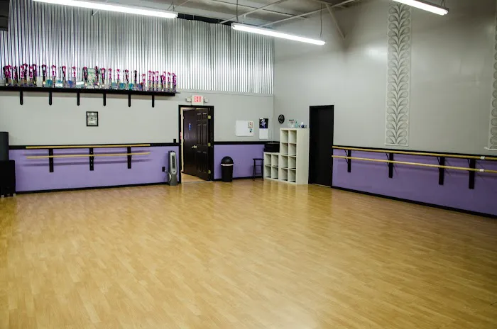 ShowBiz Academy of Dance Picture 4