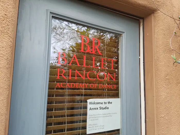 Ballet Rincon Annex Studio Picture 1