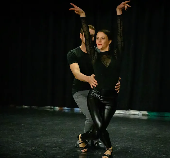 Dance Wonderland Picture 4
