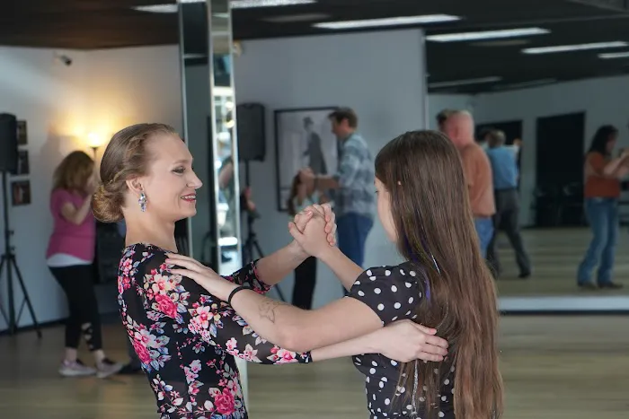 Fred Astaire Dance Studios Picture 3
