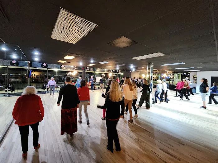 Fred Astaire Dance Studios Picture 2
