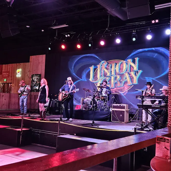 The Whiskey Barron Dance Hall & Saloon Picture 7