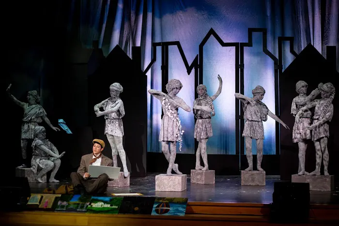 Starz Theater Company Picture 1