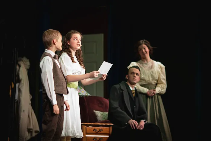 Starz Theater Company Picture 8