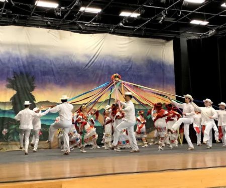 Compau00f1ia Folklorica Mexico Lindo FW