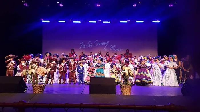 Compañia Folklorica Mexico Lindo FW Picture 7