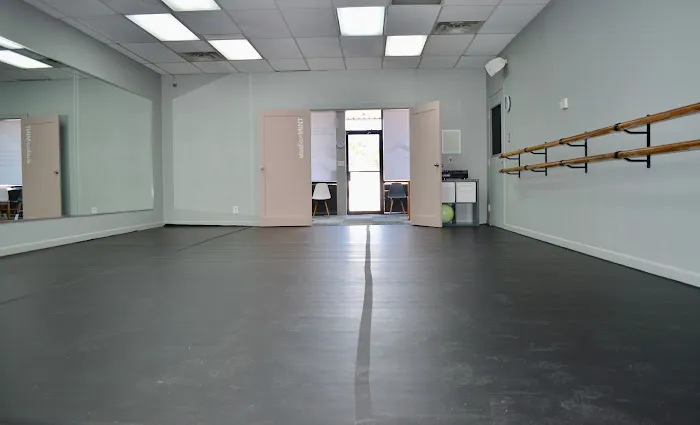 Studio of MoveMINT Picture 10