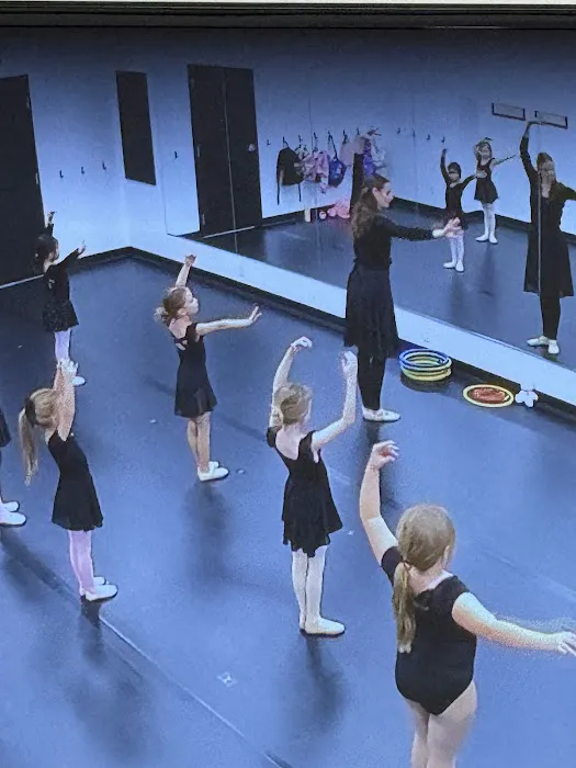 Raise the Barre Dance Academy Picture 9
