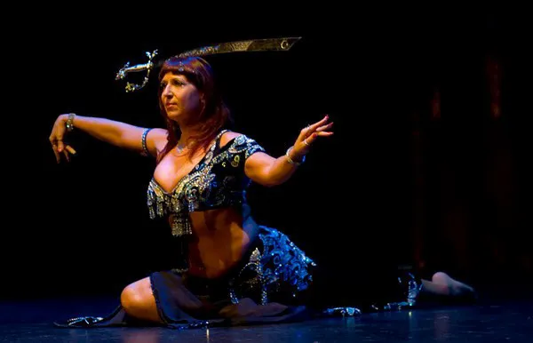 Crescent Moon Belly Dance Picture 8