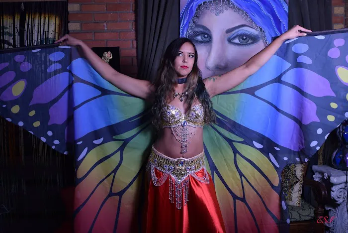 Crescent Moon Belly Dance Picture 7