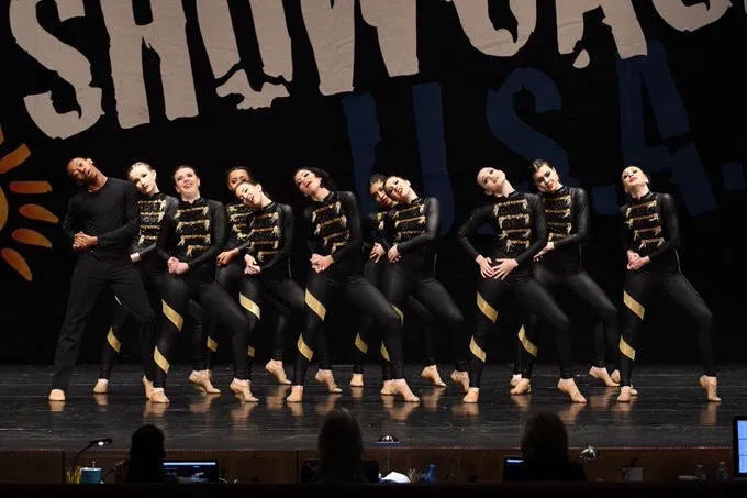 Momentum Dance Picture 2